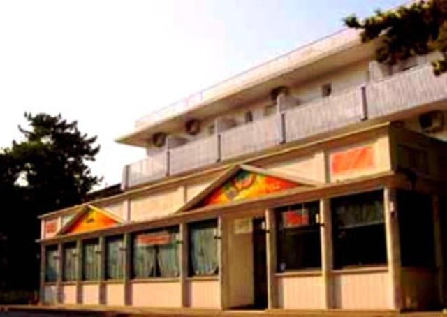 Hotel La Fenice Lignano Sabbiadoro Exterior foto