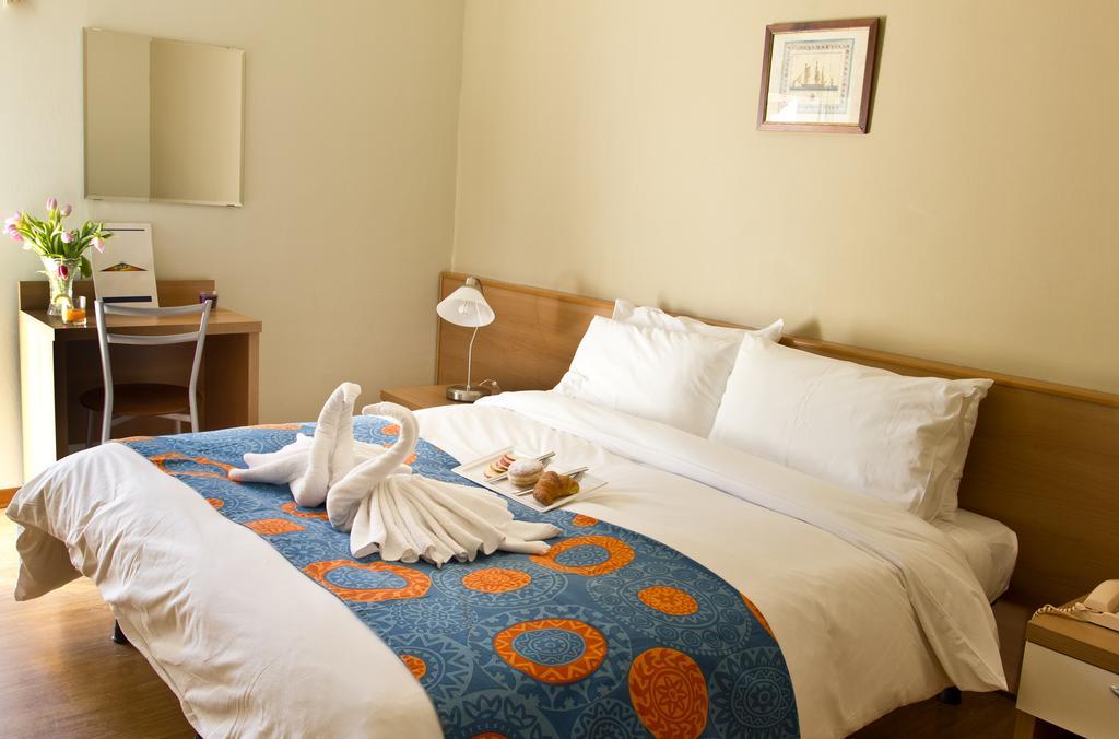 Hotel La Fenice Lignano Sabbiadoro Cameră foto